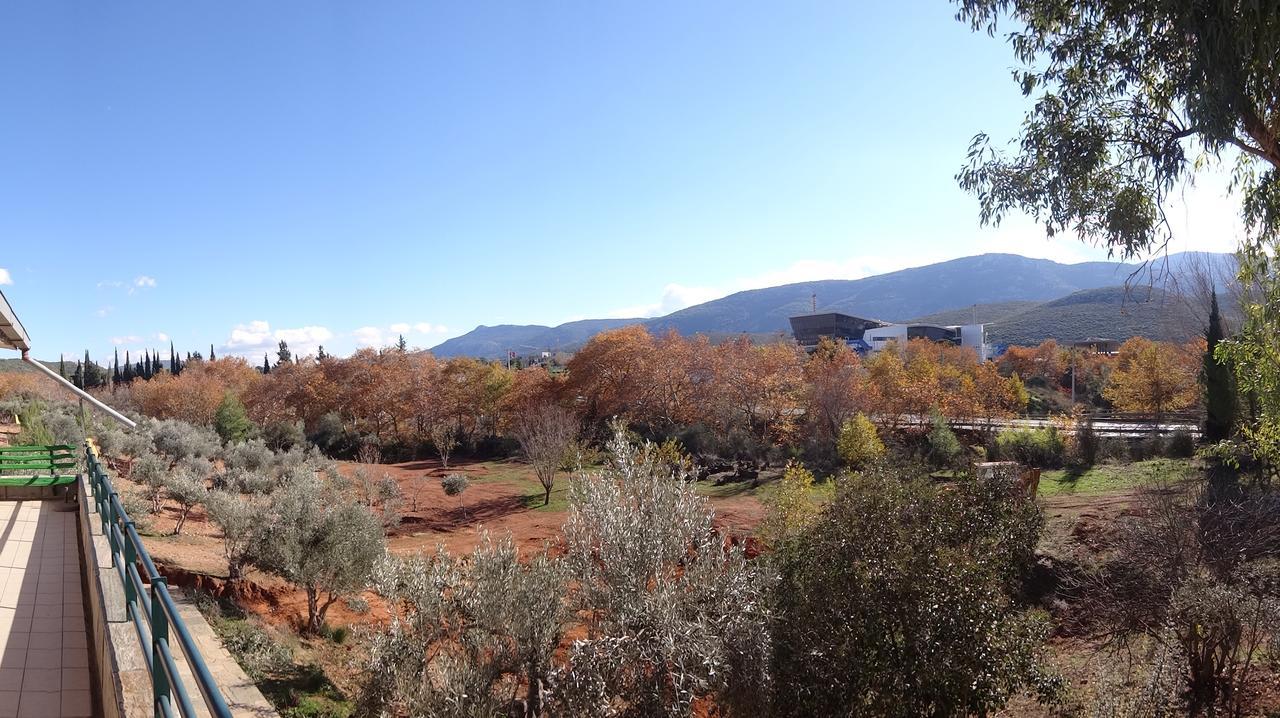 Relax In 'Crazy Farm' Villa Asprokhorion Dış mekan fotoğraf